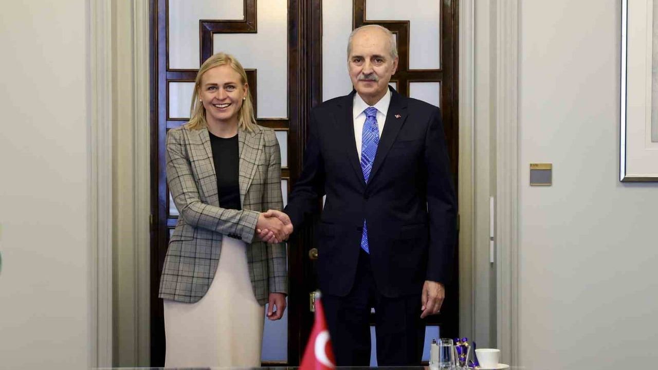 TBMM Başkanı Kurtulmuş, Helsinki'de Finlandiya Dışişleri Bakanı Valtonen ile görüştü