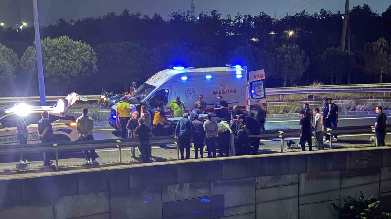 Tekirdağ Kapaklı'da otomobil ile motosiklet çarpıştı: 2 yaralı