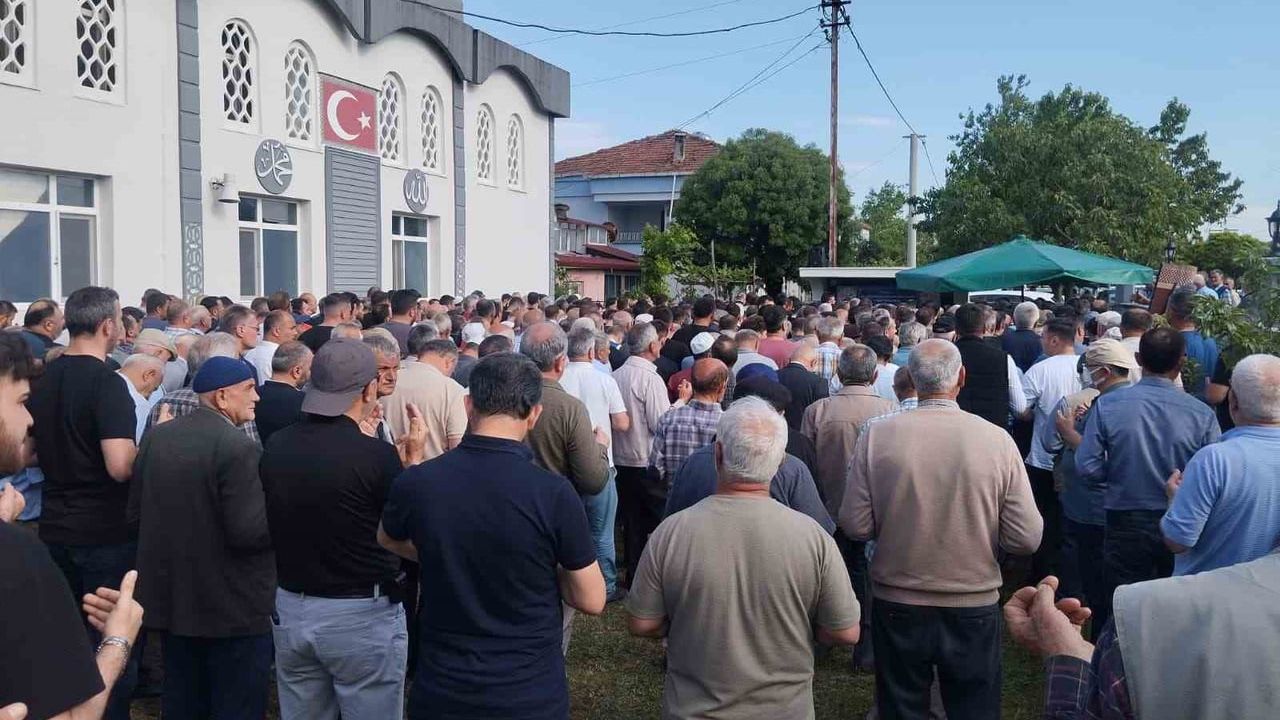 Tekkeköy’deki elektrik kazasında ölen Yunus Çekiç Çarşamba’da defnedildi