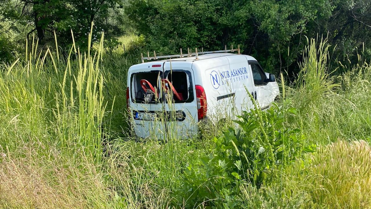 TEM'in Bolu geçişinde minibüsle hafif ticari çarpıştı: 5 yaralı