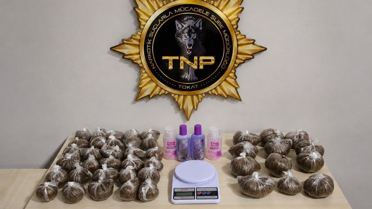 Tokat Niksar'da uyuşturucu operasyonu: 2 kilo 914 gram sentetik kannabinoid ele geçirildi