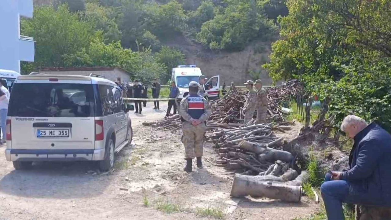 Torul'da eşini odunla öldüren şüpheli kaçtı; kamyonet Gümüşhane-Trabzon karayolunda bulundu