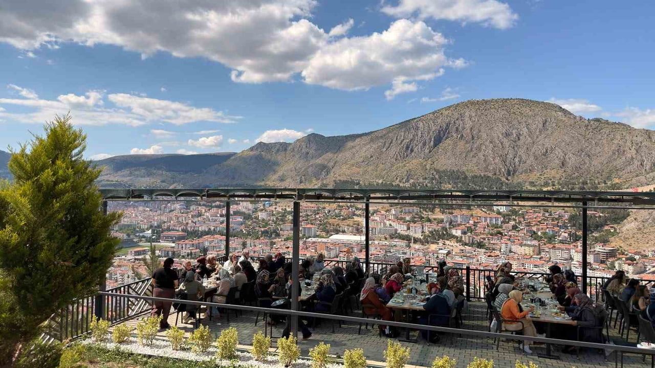 Tosya belediyesi’nden Amasya’ya kültür turu