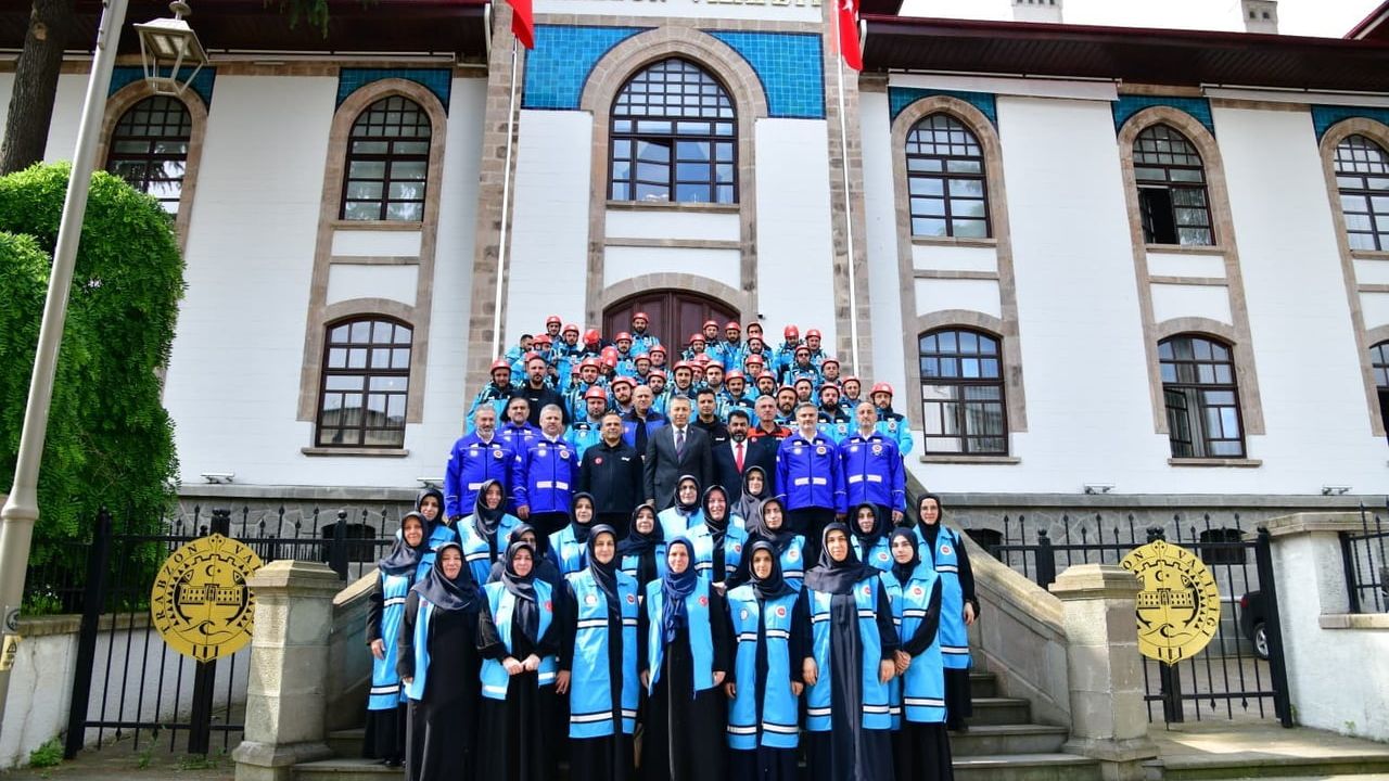 Trabzon’da imam-hatip ve Kur’an-ı Kerim kursu öğreticileri AFAD gönüllüsü oldu