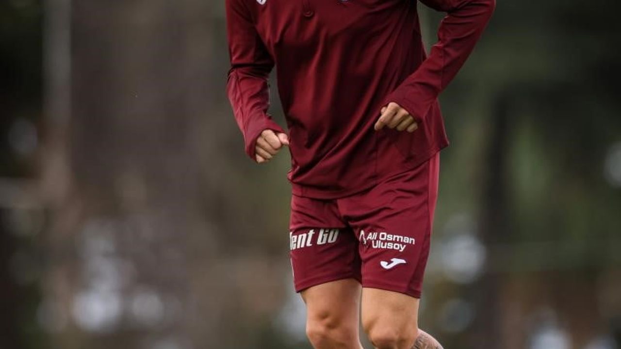 Trabzonspor, Oleksandr Zubkov’un AEK’ye transferini açıkladı