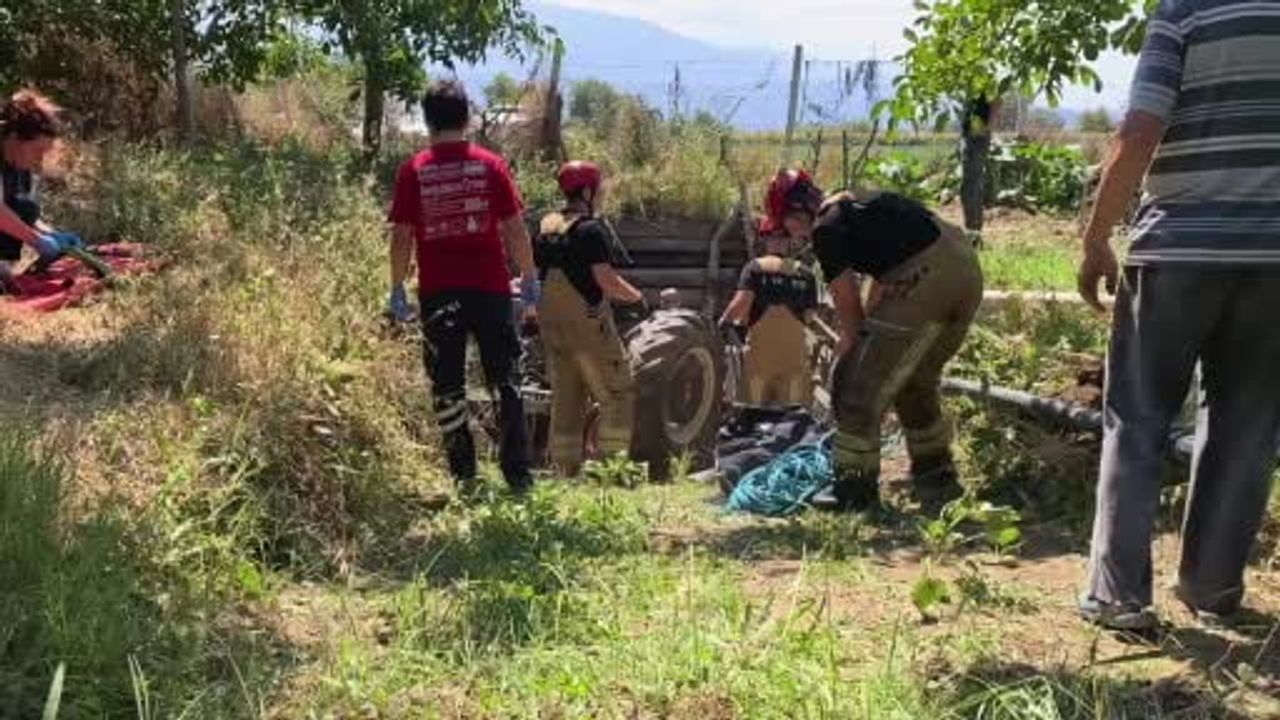 Traktör kazasında yaşlı adam ağır yaralandı