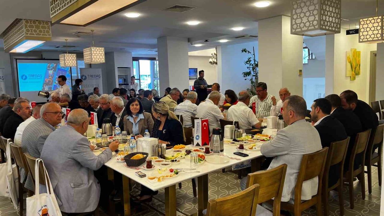 TREDAŞ muhtarlarla buluştu: 2026-2030 stratejik yatırım ve operasyonel planlar paylaşıldı