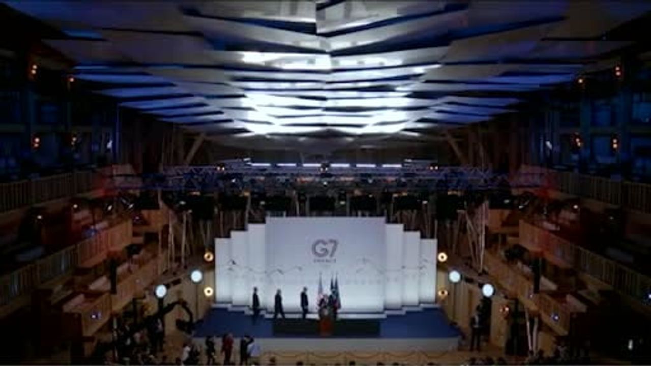 Trump: barış anlaşmasının Orta Doğu'da daha geniş bir uzlaşıya zemin hazırlamasını umuyorum
