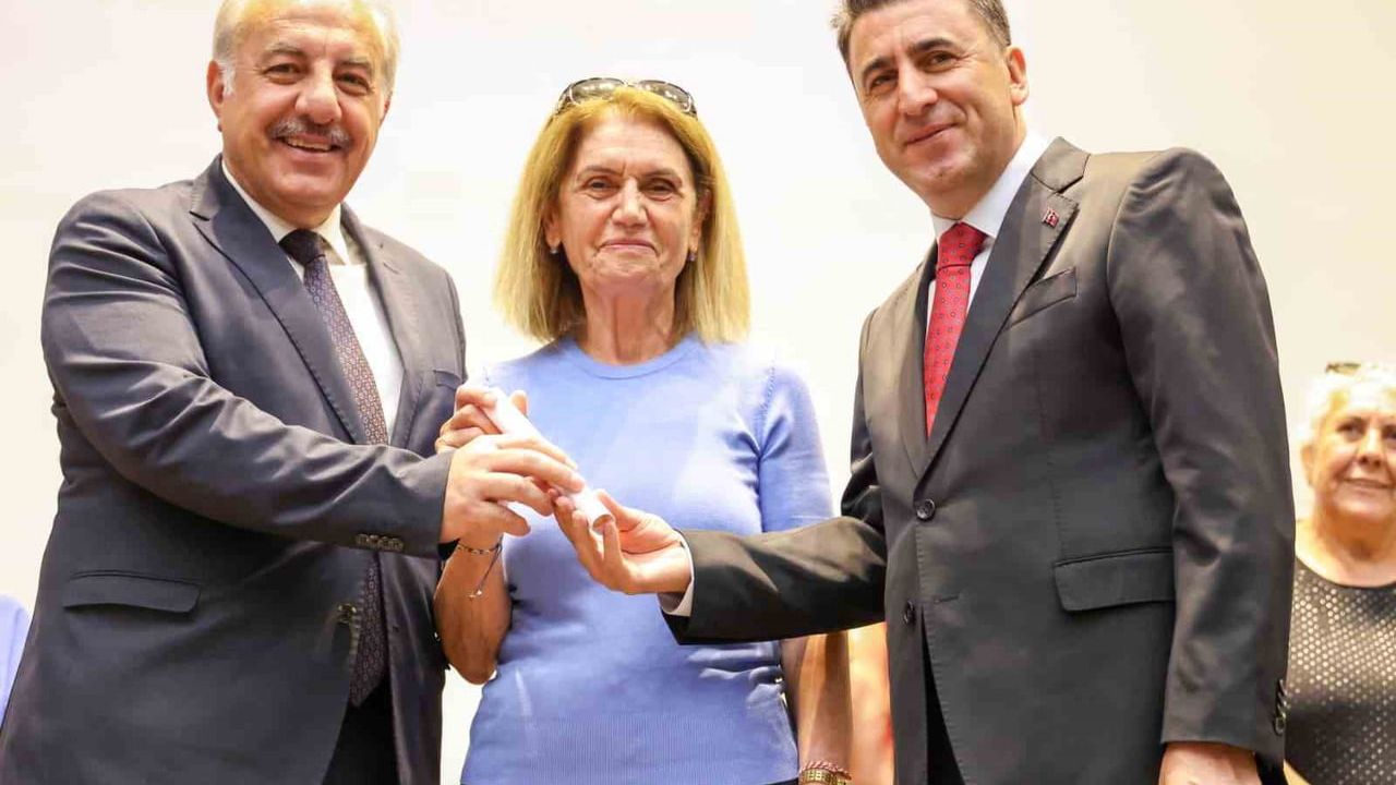 Tunceli'de Mezuniyet Buluşması: Tazelenme ve Engelli Dostu Üniversite Öğrencileri Sertifikalarını Aldı