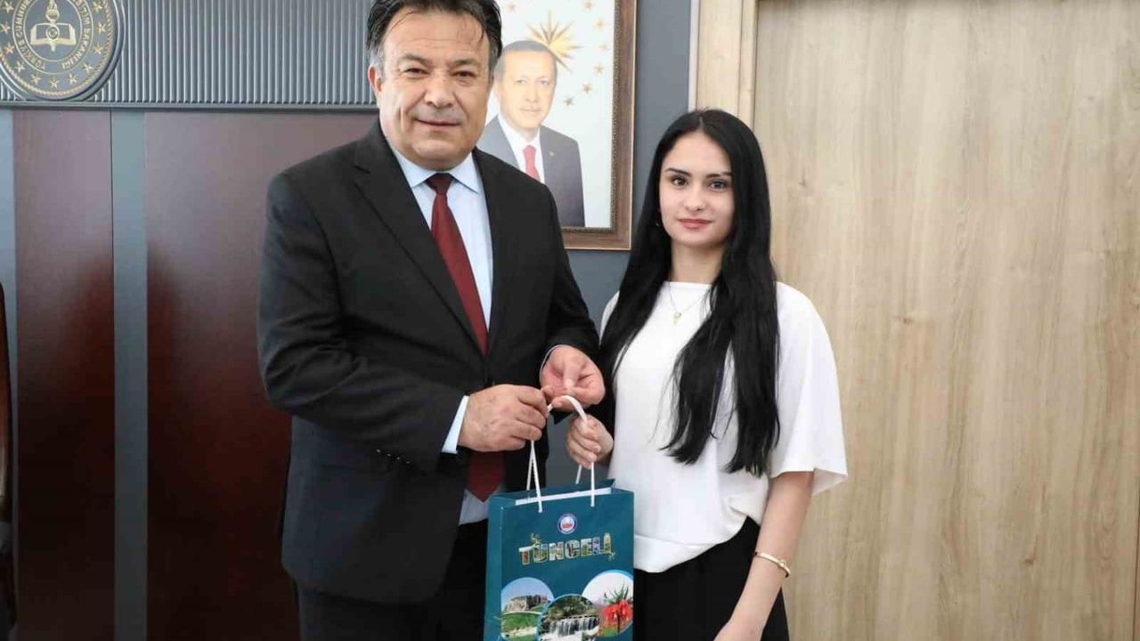 Tunceli ekibi liseler arası Kudüs makale yarışmasında Türkiye birincisi oldu