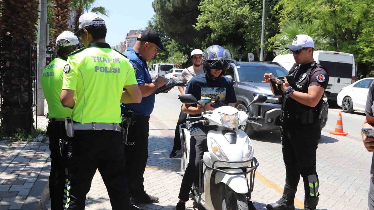 Turgutlu'da yaz aylarına özel kask denetimleri sıkılaştırıldı