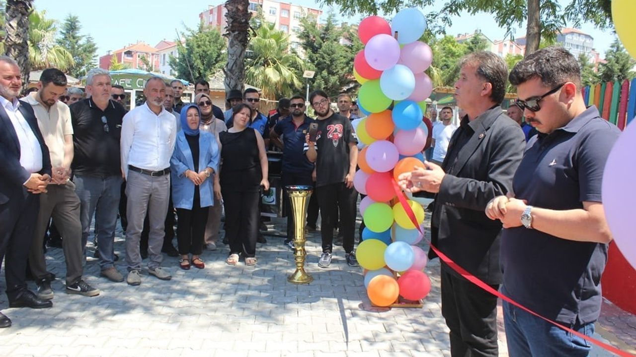 Türkeli’de yenilenen park açıldı