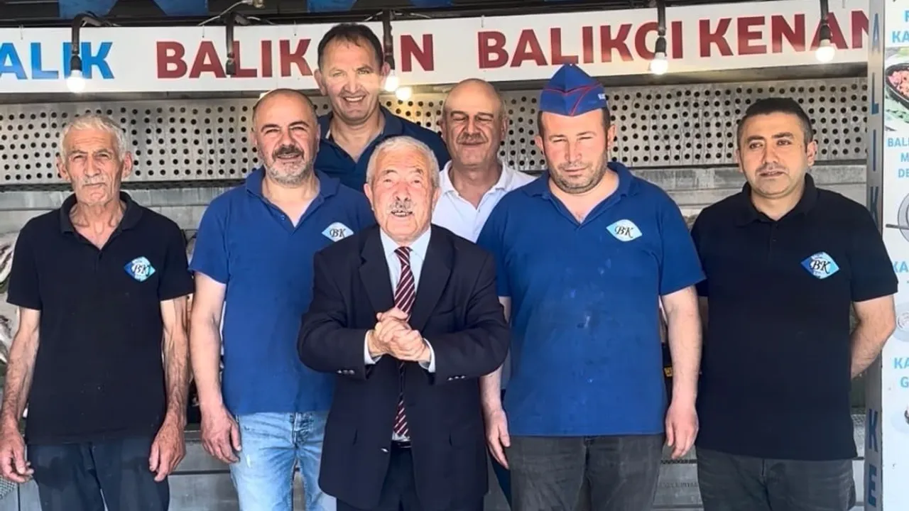 Türkiye Deniz Canlıları Müzesi babalar günü yoğun ilgisine sahne oldu