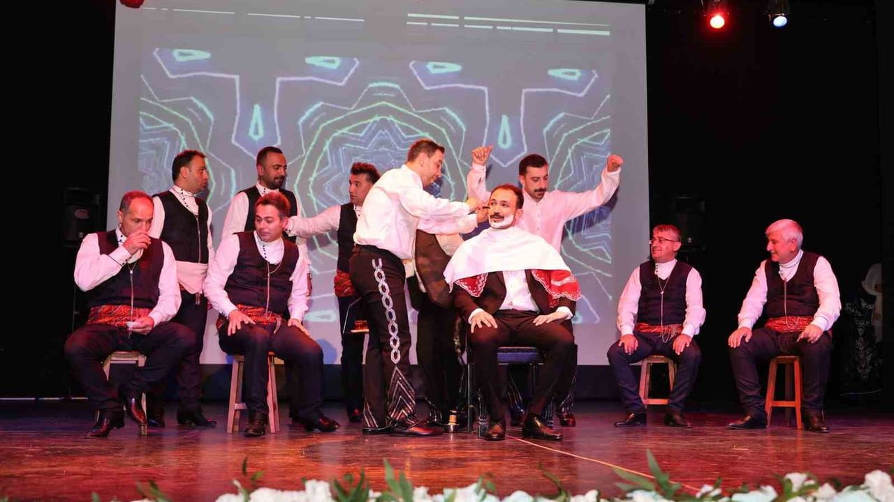 Türkiye Yüzyılı Maarif Modeli öğretmenlerle Erzurum'da sahne aldı