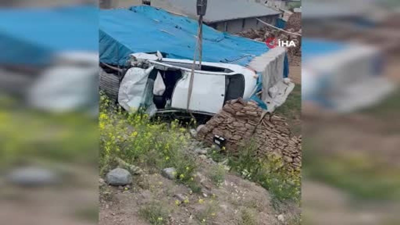 Tuzluca-Iğdır Karayolunda Şarampole Devrilen Otomobil: 2 Yaralı