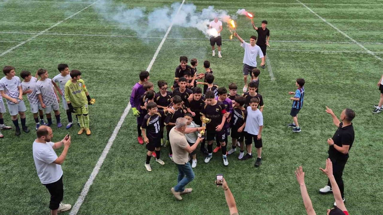U13 Trabzon şampiyonu Altın Gençlik oldu