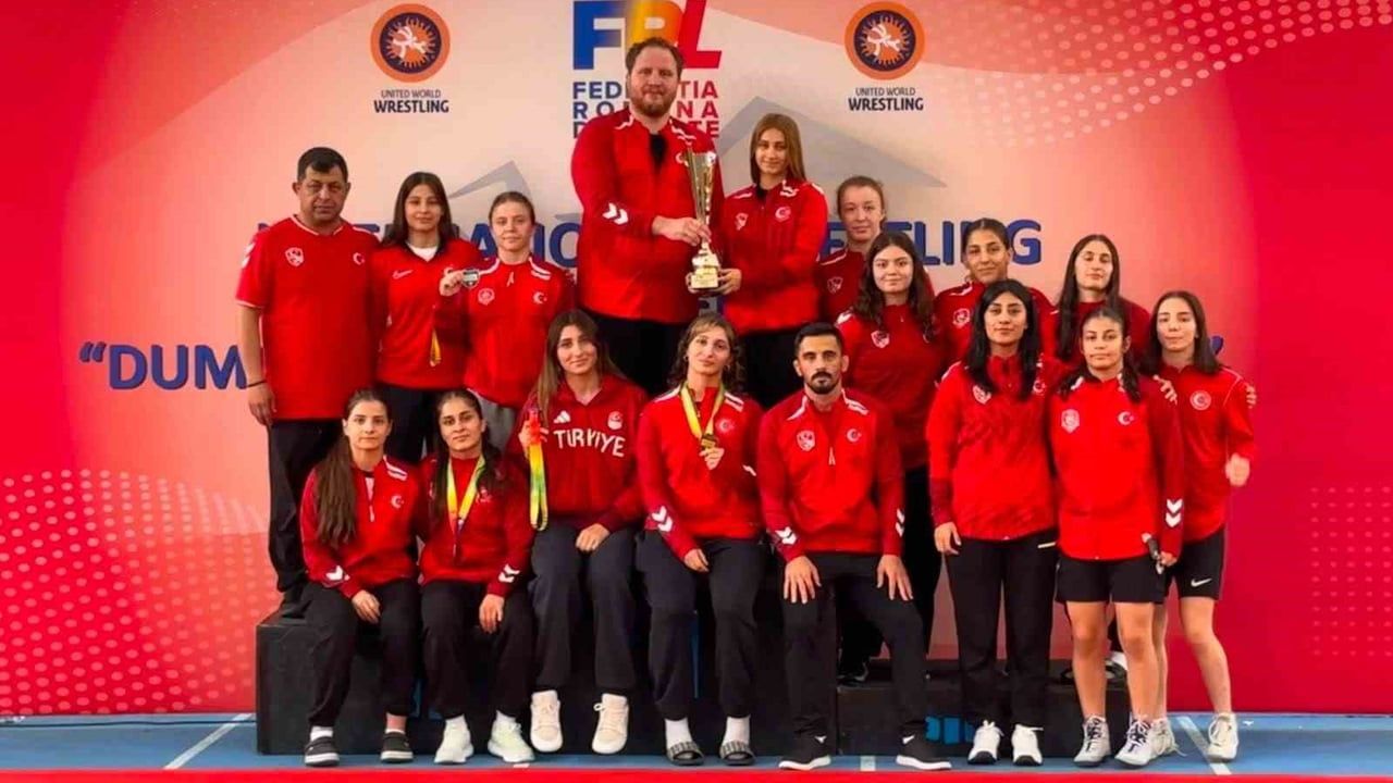 U20 Dumitru Pirvulescu & Vasile Iorga Turnuvası’nda milliler 34 madalya ve 3 takım şampiyonluğu kazandı