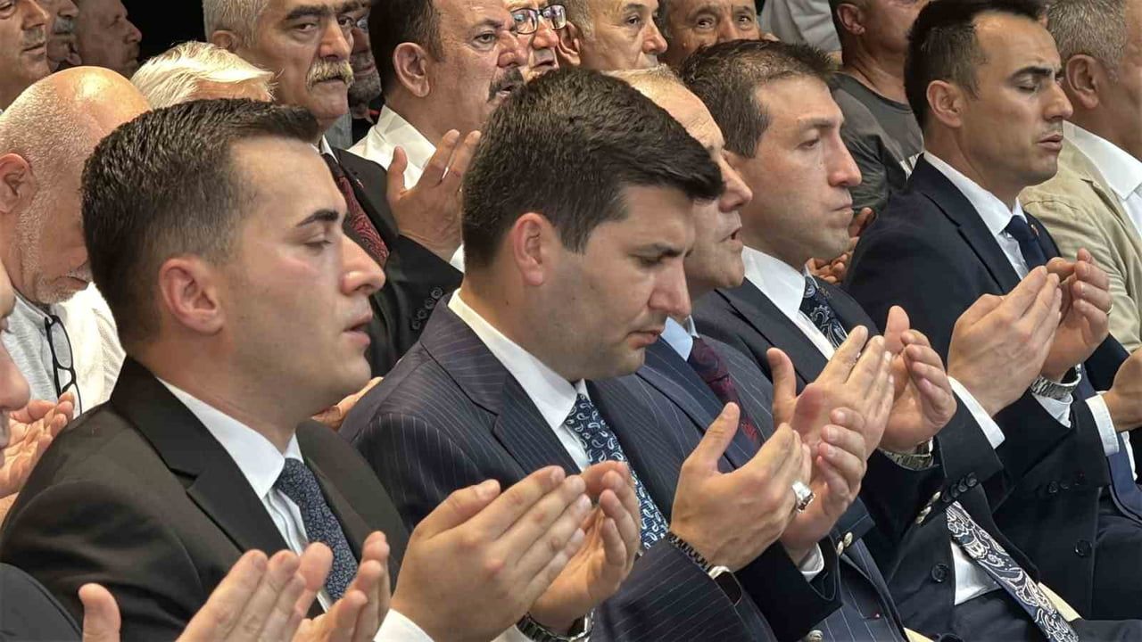 Ülkü Ocakları Genel Başkanı Yıldırım Karabük’te: Yeni hizmet binası açıldı, sertifikalar verildi