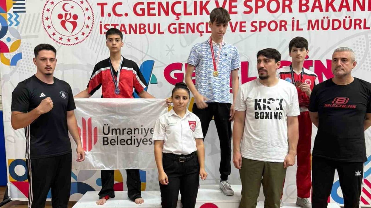 Ümraniye rüzgarı kick boksta: 2 altın, 2 gümüş madalya