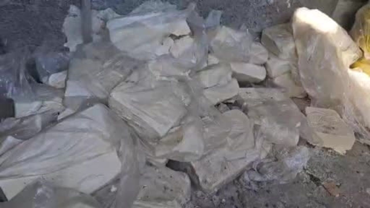 Uşak’ta 30 ton 600 kilogram bozuk ve tarihi geçmiş gıda ele geçirildi