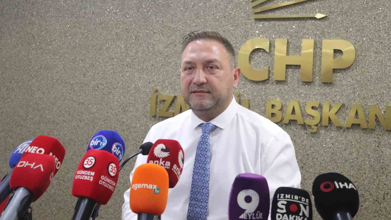 Utku Gümrükçü CHP İzmir'de yaşanan olaylı geceyi anlattı