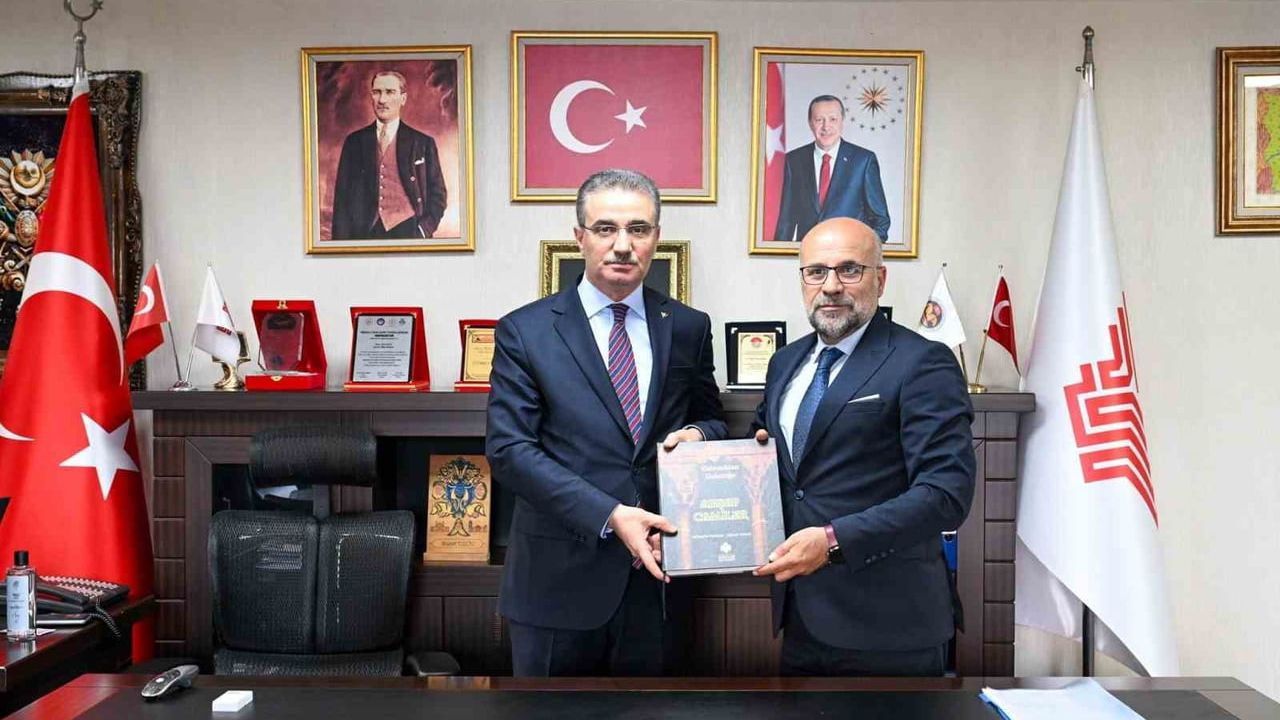 Vali Aydın Baruş’a Erzurum Vakıflar Bölge Müdürlüğü’nden kapsamlı bilgilendirme