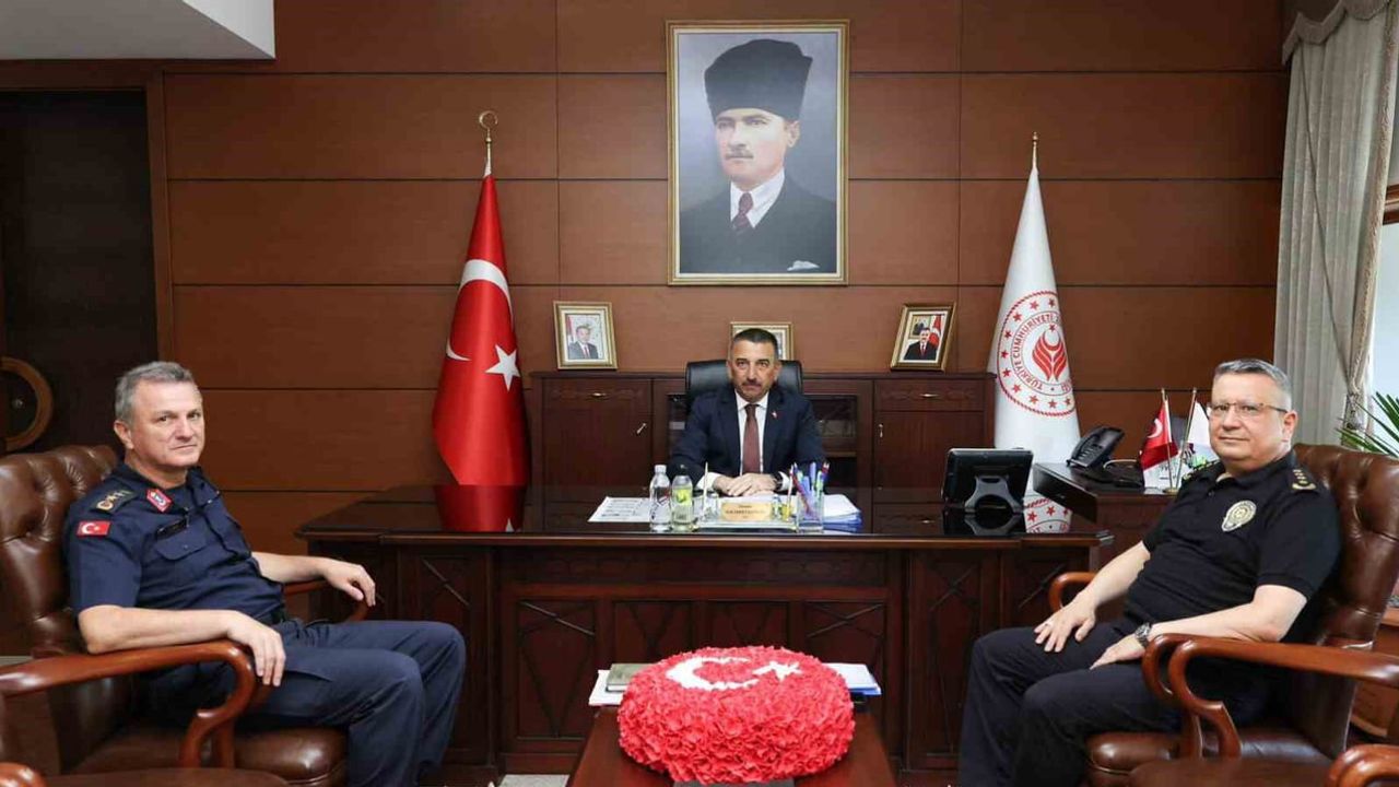 Vali Hacıbektaşoğlu başkanlığında asayiş ve güvenlik toplantısı yapıldı