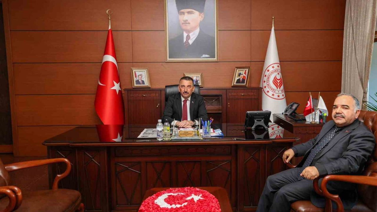 Vali Hacıbektaşoğlu, İl Müftüsü İbrahim Halil Demir’i Makamında Kabul Etti