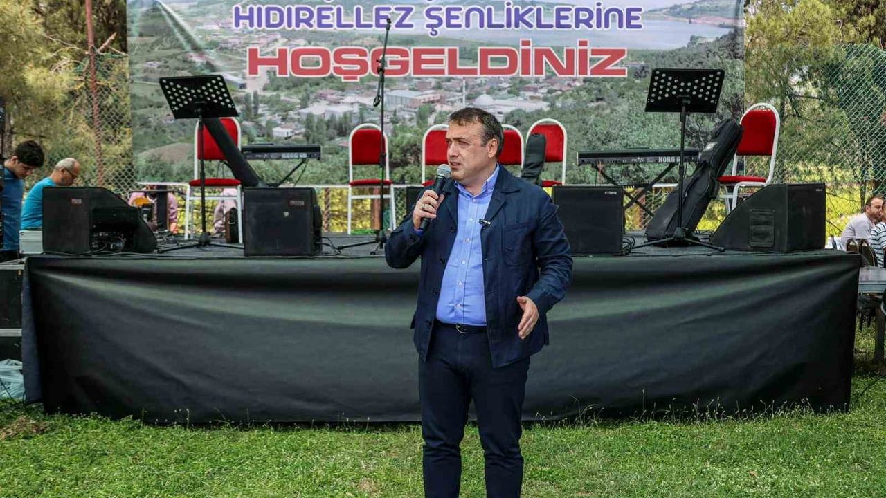 Vali Sözer hıdırellez şenliklerinde vatandaşlarla buluştu