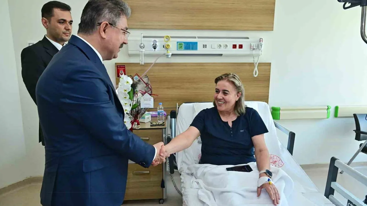 Vali Yılmaz'dan Şehit Jandarma Onbaşı Osman Gıcı'nın Kardeşine Geçmiş Olsun Ziyareti