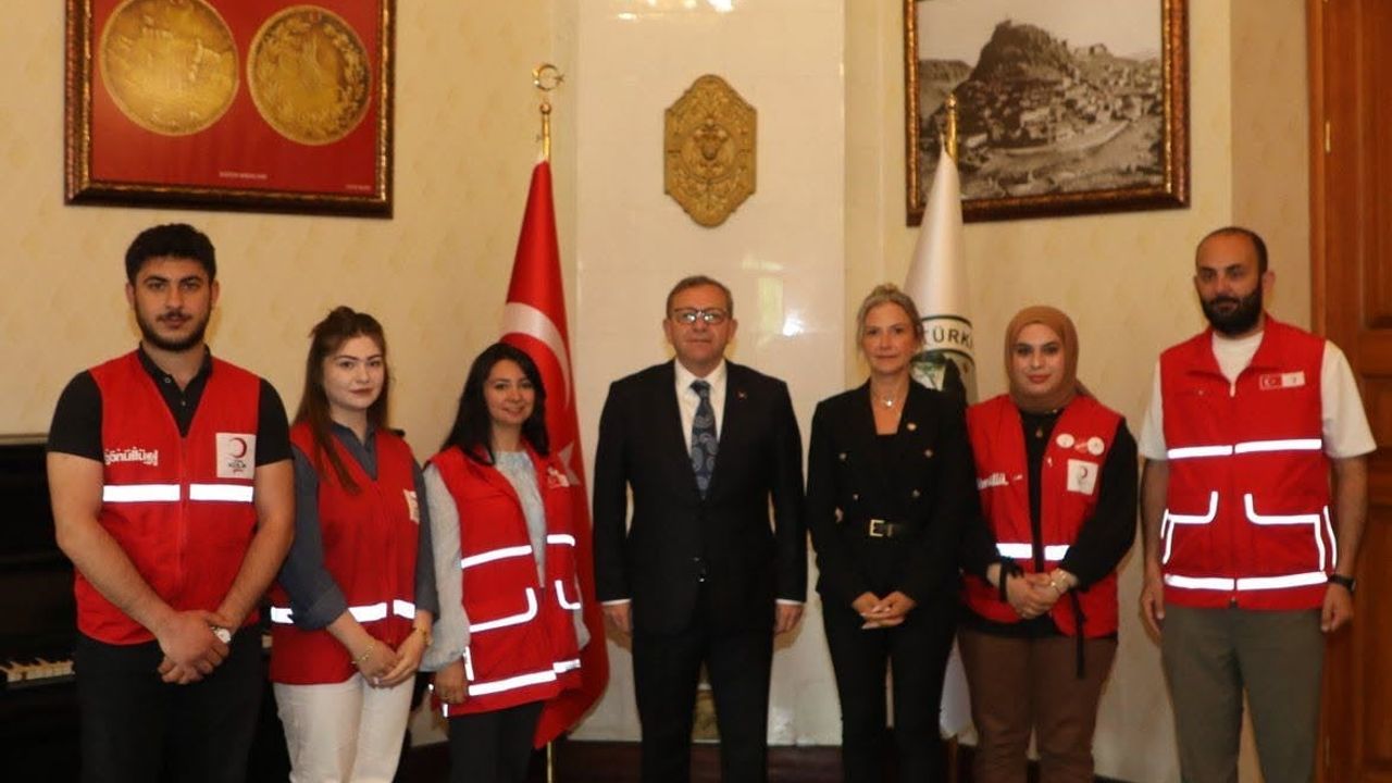 Vali Ziya Polat’tan Kızılay’a 158. kuruluş yıl dönümü tebriki