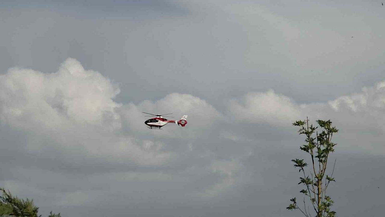 Van'da 57 yaşındaki kalp krizi hastası helikopter ambulansla merkeze sevk edildi