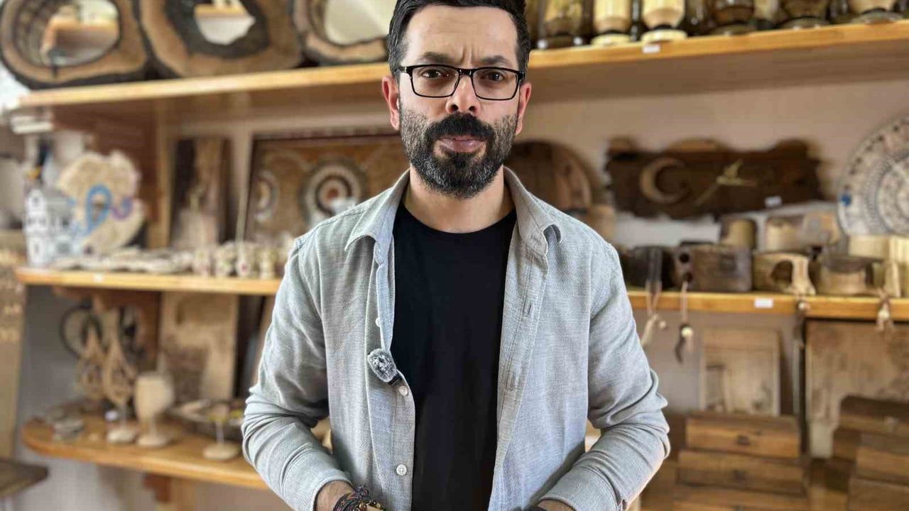 Van'da ömrünü tamamlamış ceviz ağaçları dekoratif ürünlere dönüşüyor