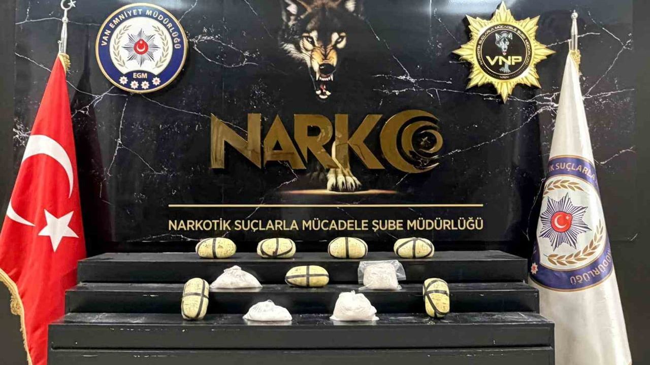 Van'da Tuşba ilçesinde 10 kilo 260 gram metamfetamin ele geçirildi