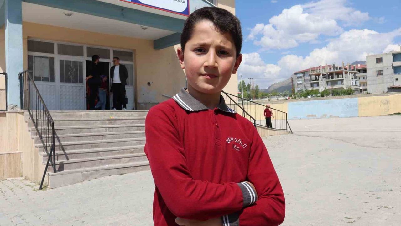 Van Gölü İlkokulu öğrencileri Kanguru Matematik Olimpiyatları’nda dünya dereceleri elde etti
