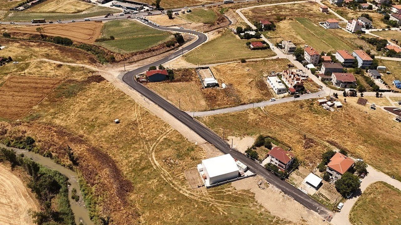 Velimeşe'de alternatif yol trafiğe açıldı