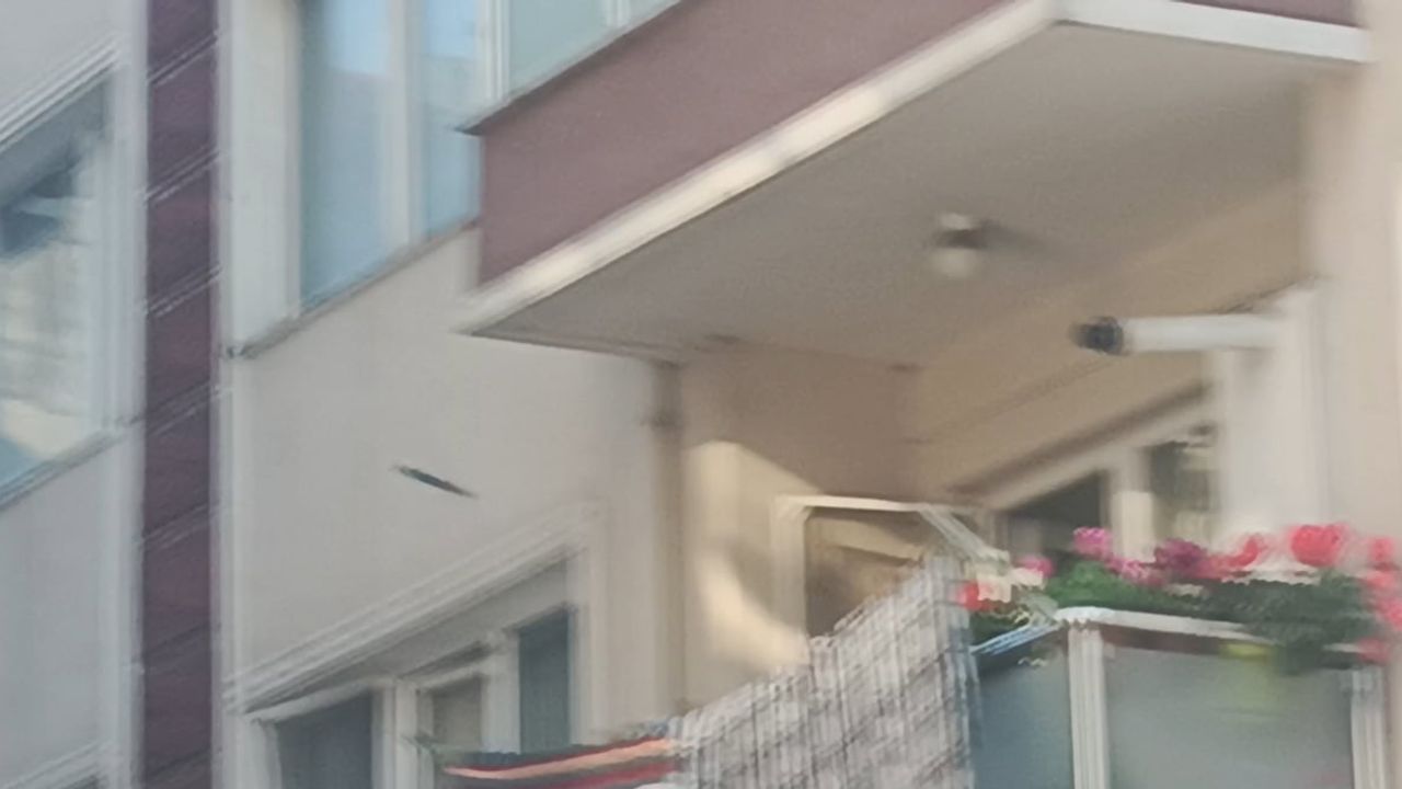 Yalova'da bıçaklı ve satırlı kavga: 2 yaralı
