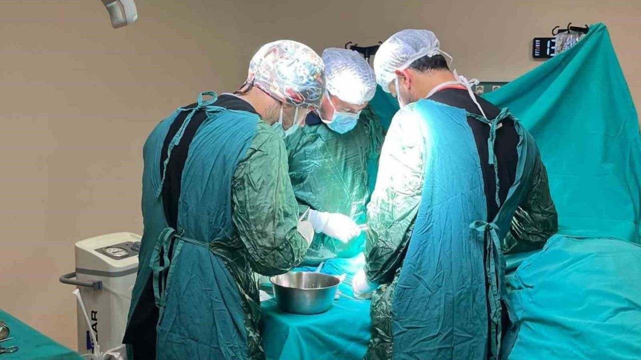 Yayladağı Devlet Hastanesi’nde ortopedi ameliyatları başladı