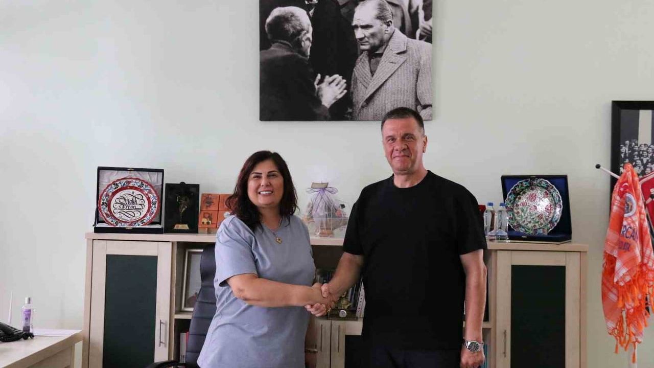 Yenipazar’da asfalt çalışmaları sürüyor