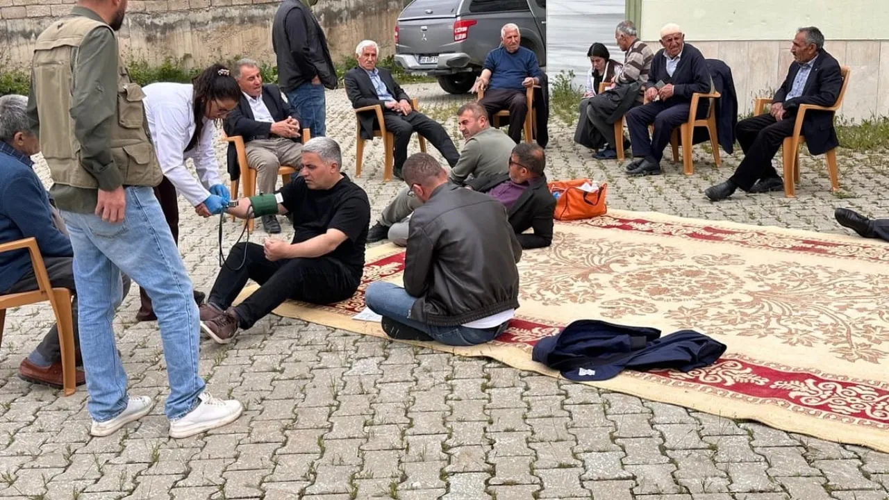 Yüksekova Beşatlı Köyünde Hipertansiyon ve Doğru Tuz Kullanımı Eğitimi