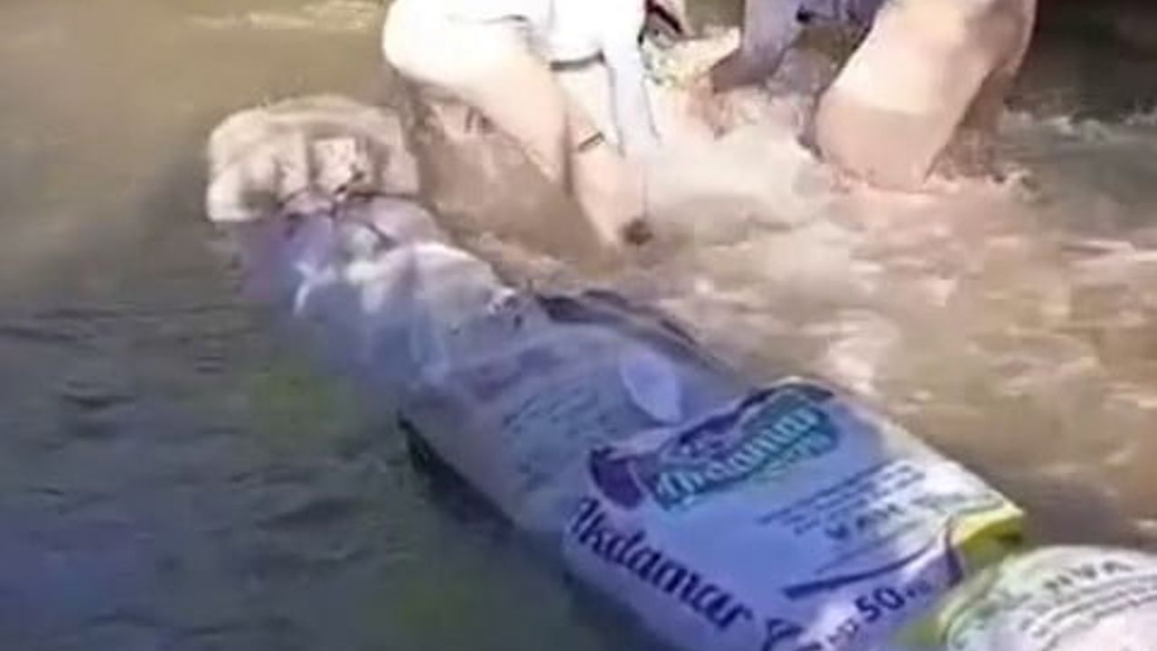 Yüksekovalı çiftçiler kum torbalarıyla su nöbeti