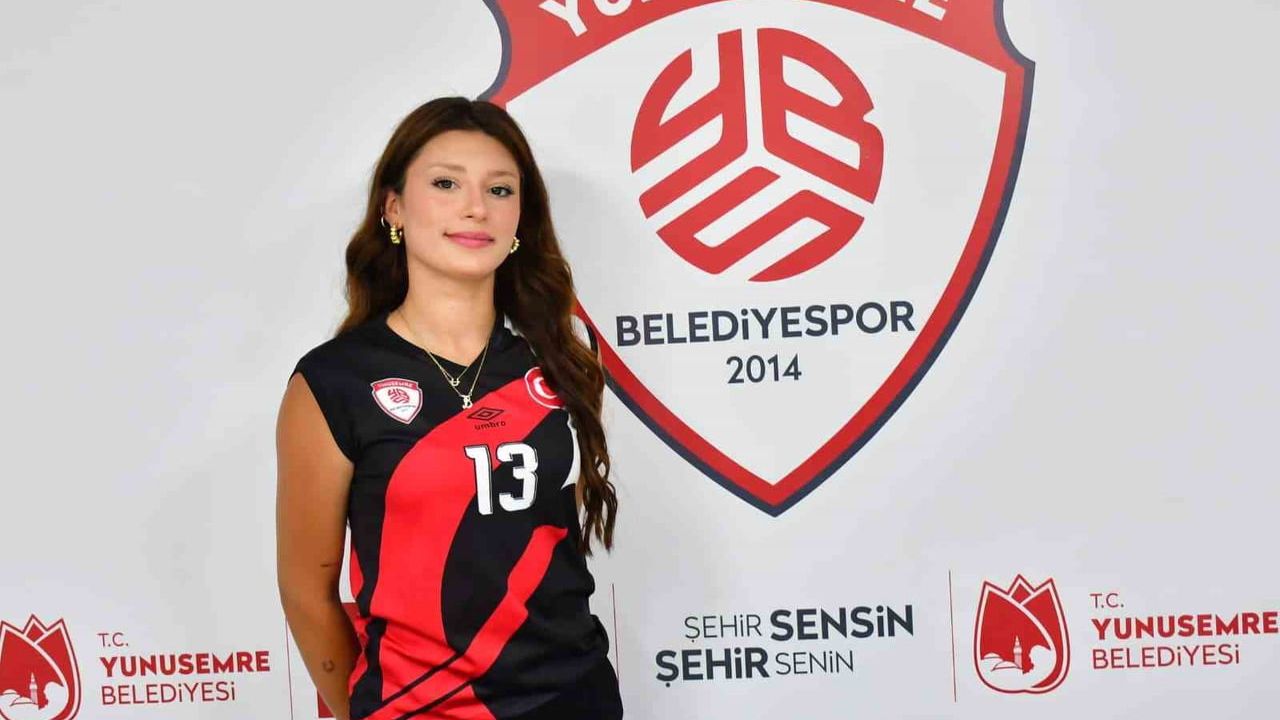 Yunusemre genç orta oyuncu Esennur Atay ile sözleşme yeniledi