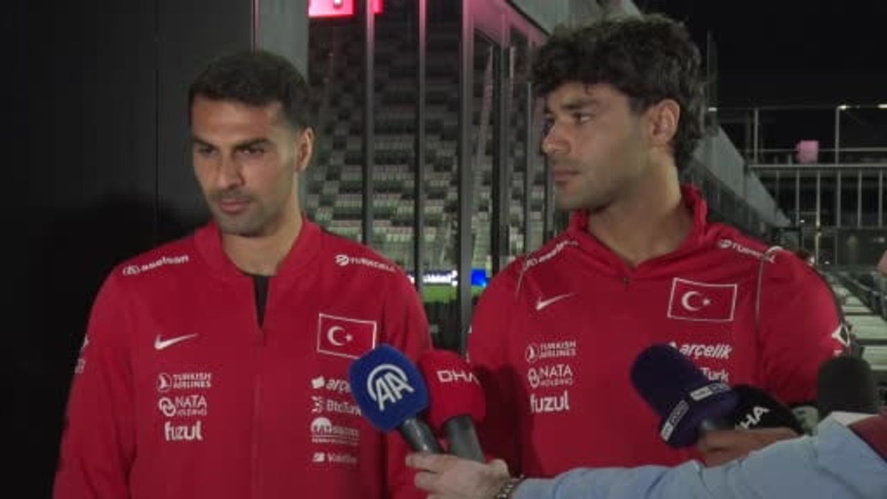 Zeki Çelik: "Kaptanlık pazubendini taktım, hayallerimden birini gerçekleştirdim"