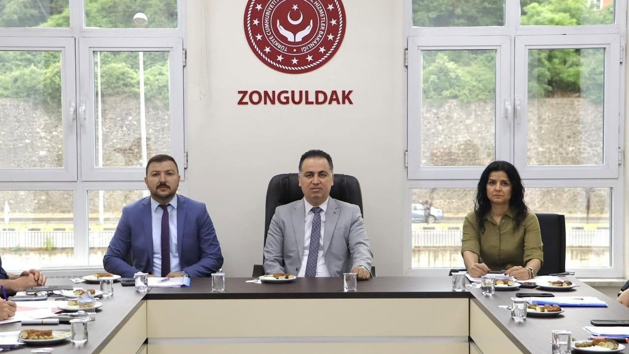 Zonguldak'ta huzurevleri yönetmeliği için değerlendirme toplantısı