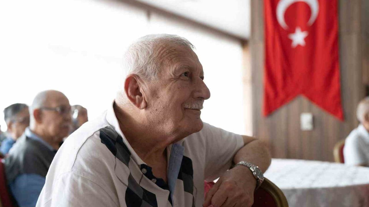 Zübeyde Hanım Huzurevi'nde babalar günü etkinliği