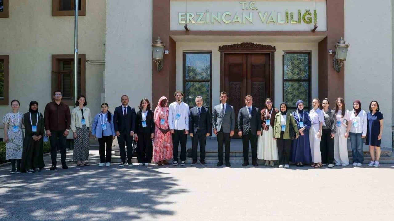 13 ülkeden gelen öğrenciler Erzincan’da Türkçe ve kültürle buluşuyor