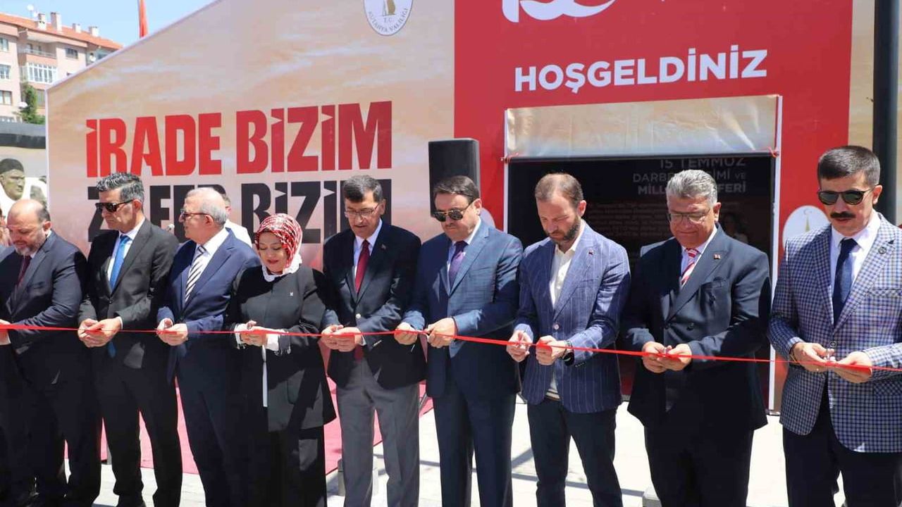 15 Temmuz anma ve deneyimleme çadırı Kütahya'da açıldı
