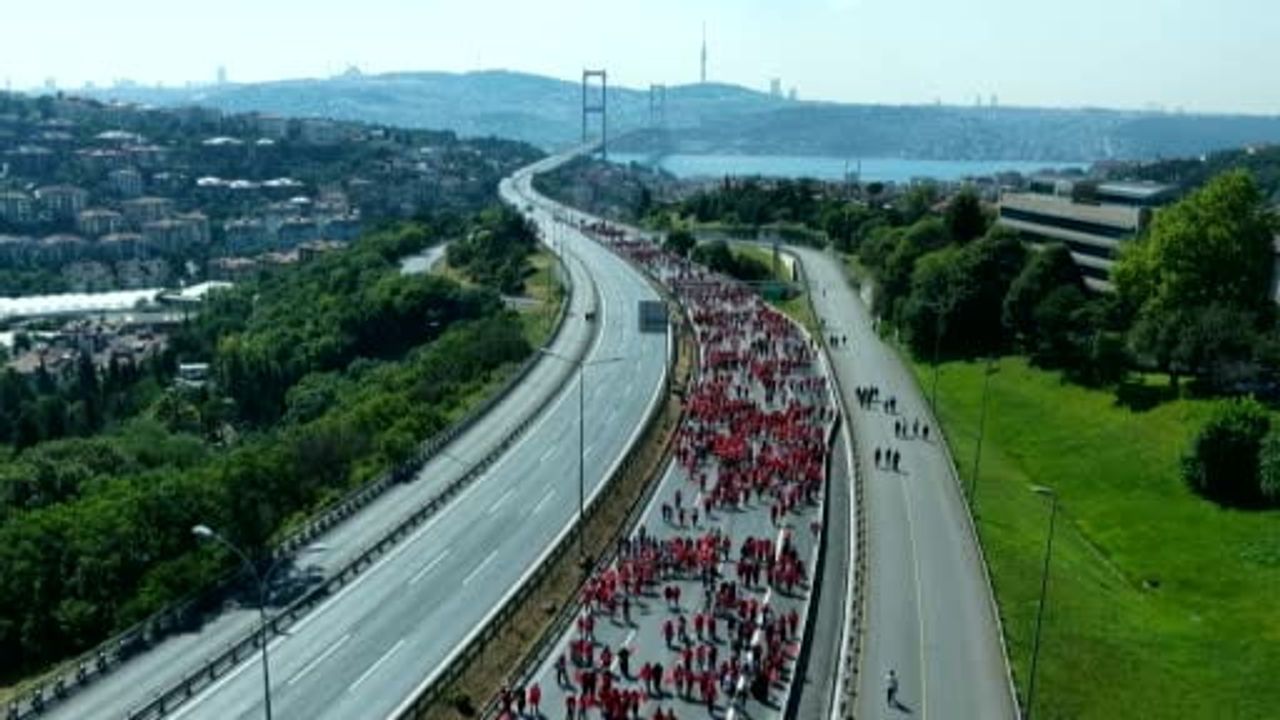 15 Temmuz Demokrasi ve Milli Birlik Günü yürüyüşü başladı