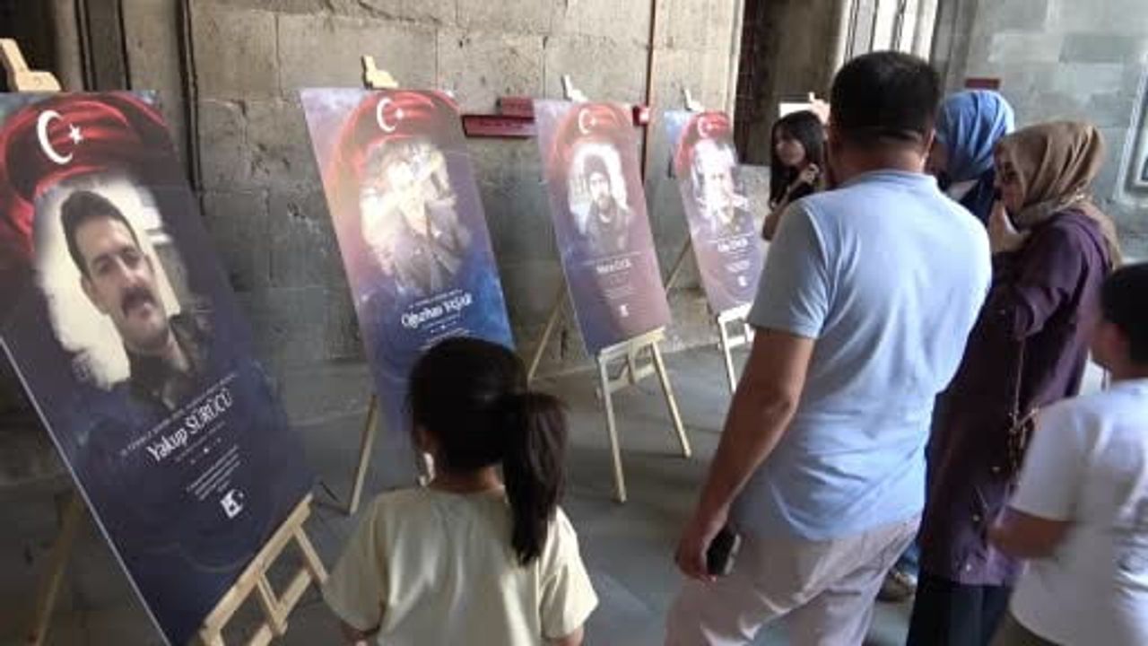 15 temmuz şehidinin oğlu için yazılan Oğul şiiri duygulandırdı