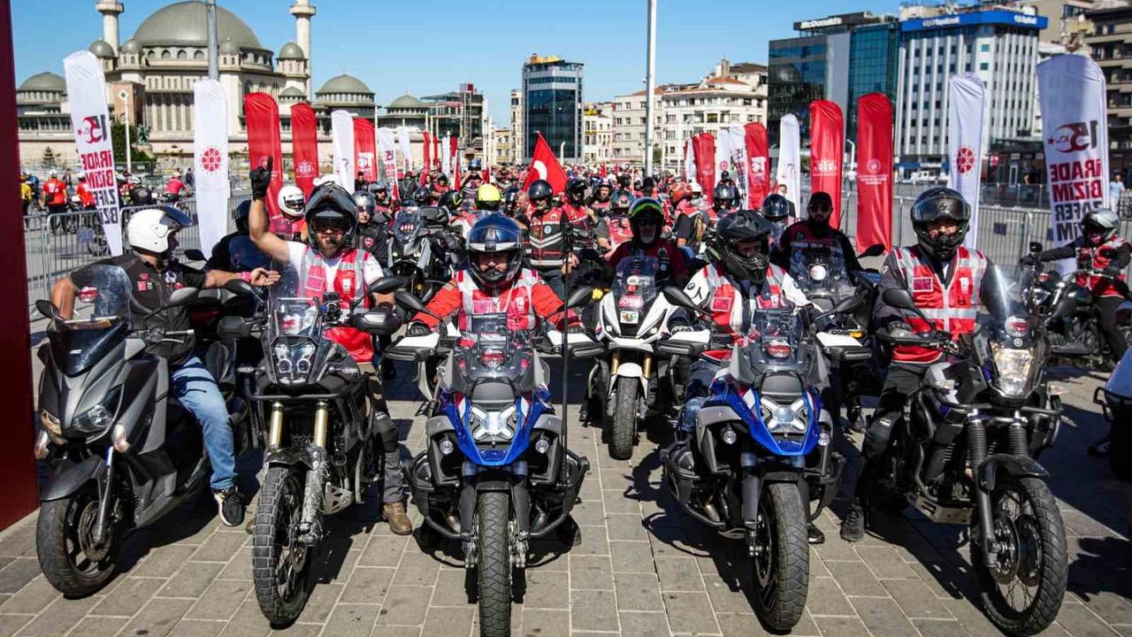 15 Temmuz şehitleri anısına bisiklet ve motosiklet korteji düzenlendi
